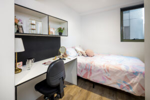 [Studio Shared Kitchen_Queen Bed] Room_2