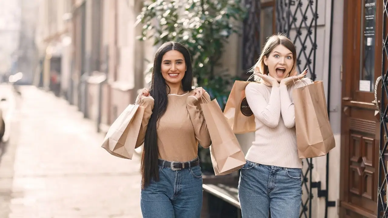 Night shopping in Adelaide